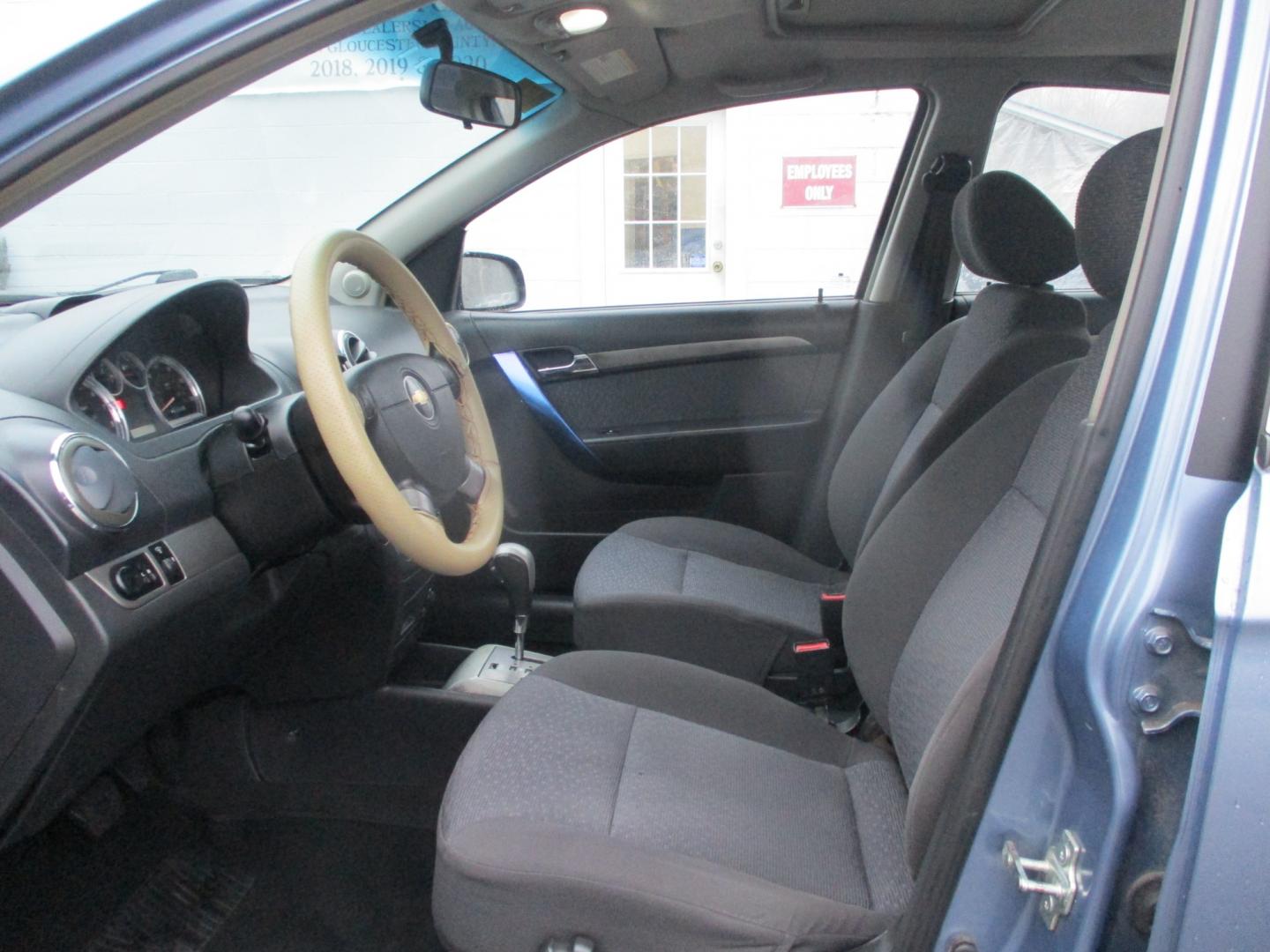 2008 BLUE Chevrolet Aveo LT 4-Door (KL1TG56628B) with an 2.2L L4 DOHC 16V engine, AUTOMATIC transmission, located at 540a Delsea Drive, Sewell, NJ, 08080, (856) 589-6888, 39.752560, -75.111206 - Photo#13